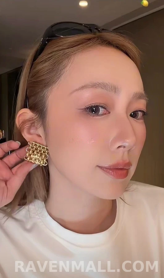 샤넬 샤넬 체인 스퀘어 귀걸이 상세 이미지