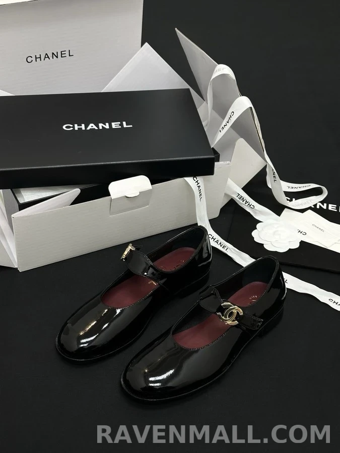 샤넬 샤넬 더블 C 에나멜 메리제인 슈즈 상세 이미지