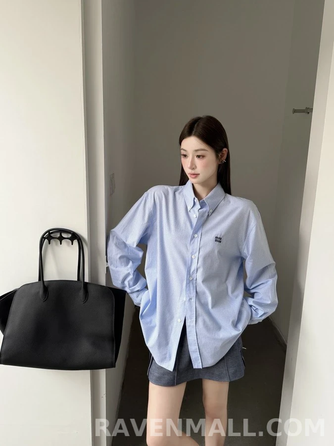 미우미우 미우미우 로고 체크 셔츠 스카이블루 상세 이미지