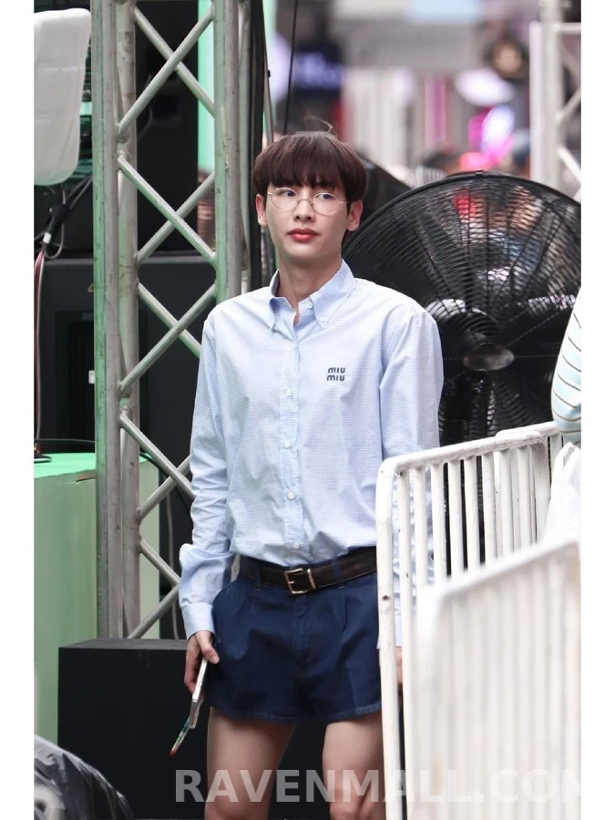 미우미우 미우미우 로고 체크 셔츠 스카이블루 상세 이미지