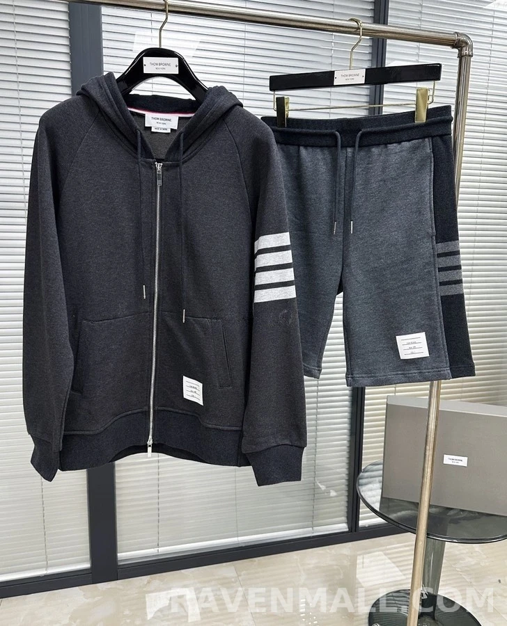 톰브라운 톰브라운 삼선 후드 집업 상세 이미지