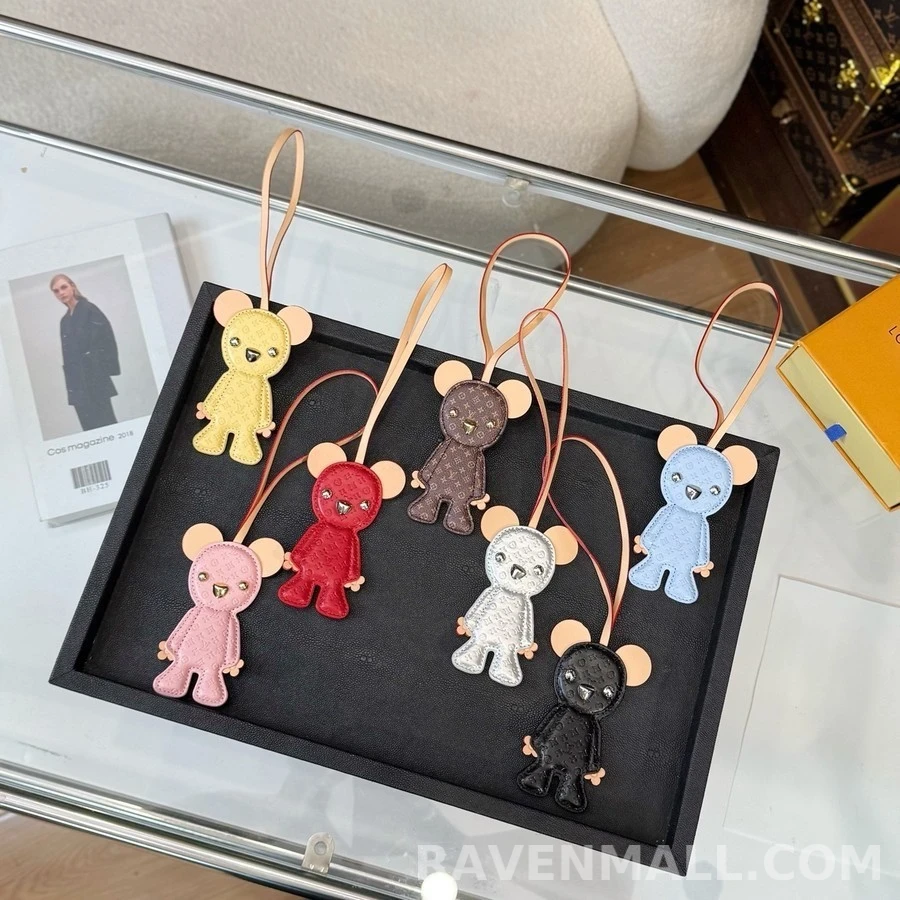 루이비통 루이비통 루이 베어 키링 상세 이미지
