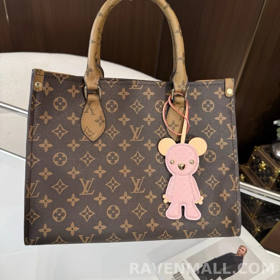 루이비통 루이비통 루이 베어 키링 상세 이미지