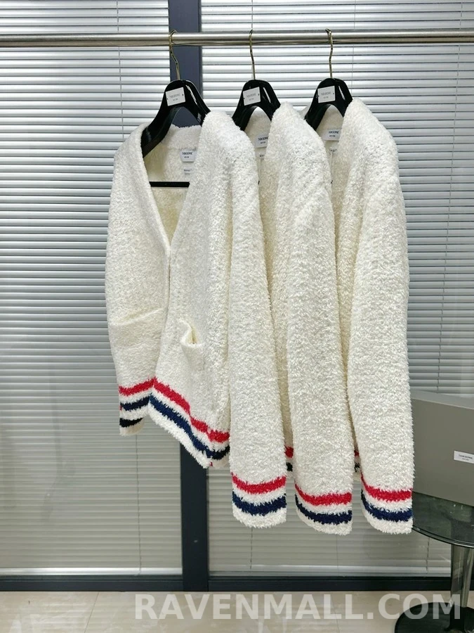 톰브라운 톰브라운 스트라이프 부클 가디건 상세 이미지