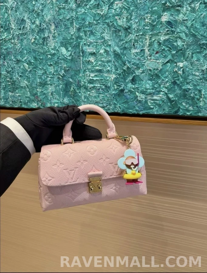 루이비통 루이비통 비비안 잠수부 오리 튜브 키링 상세 이미지