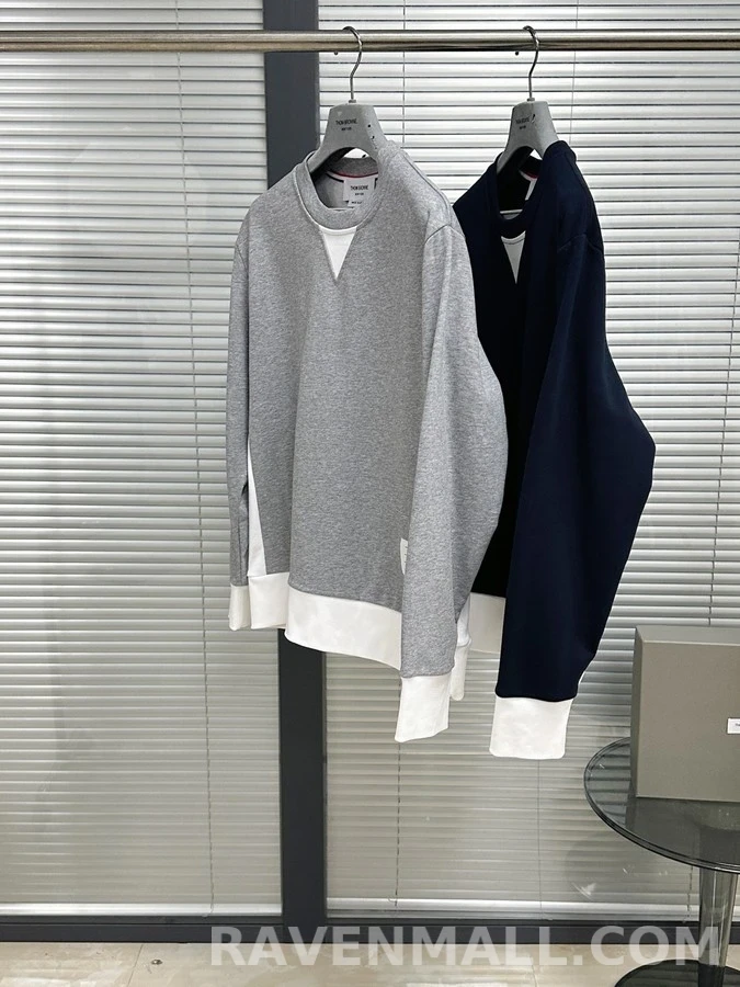 톰브라운 톰브라운 배색 맨투맨 상세 이미지