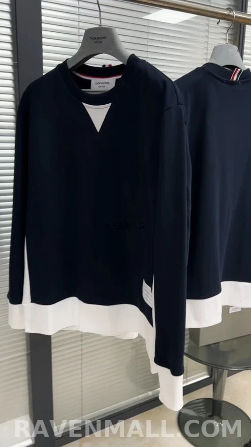 톰브라운 톰브라운 배색 맨투맨 상세 이미지