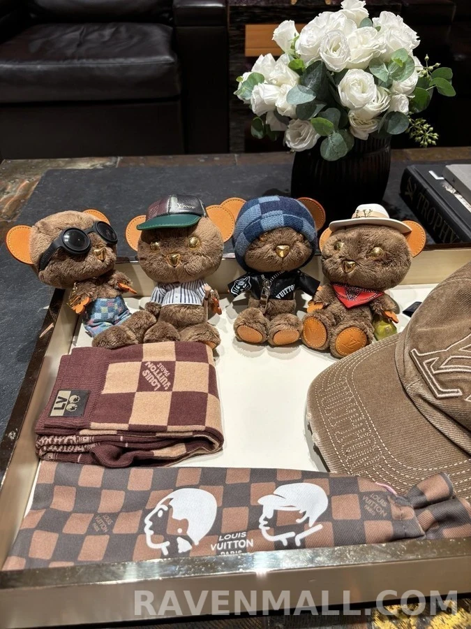 루이비통 루이비통 Louis Bear 곰돌이 가방 참 상세 이미지