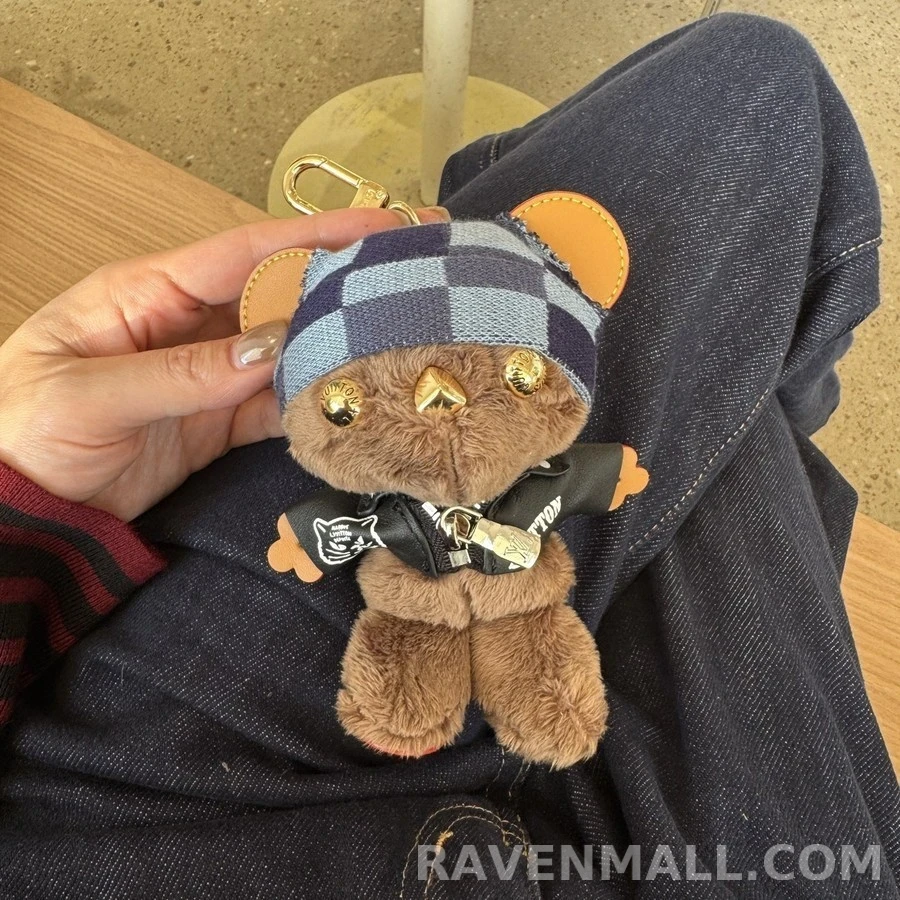 루이비통 루이비통 Louis Bear 곰돌이 가방 참 상세 이미지