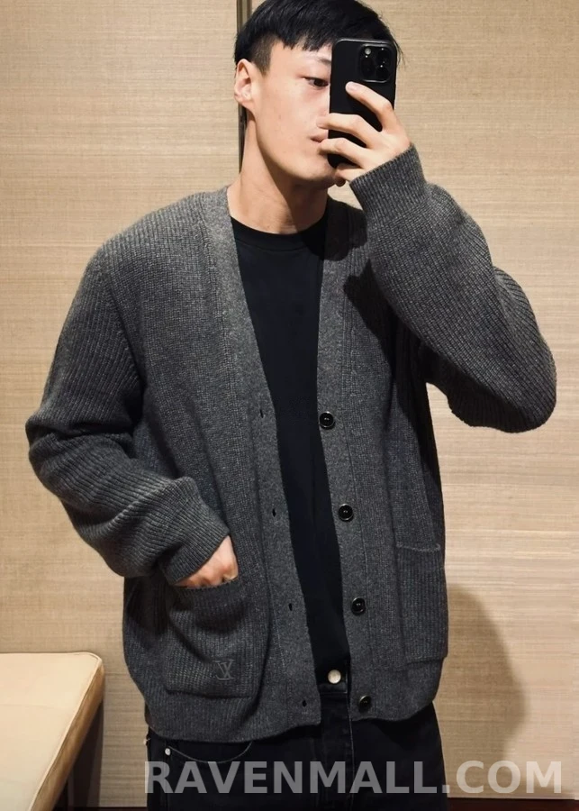 루이비통 루이비통 자수 캐시미어 가디건 상세 이미지