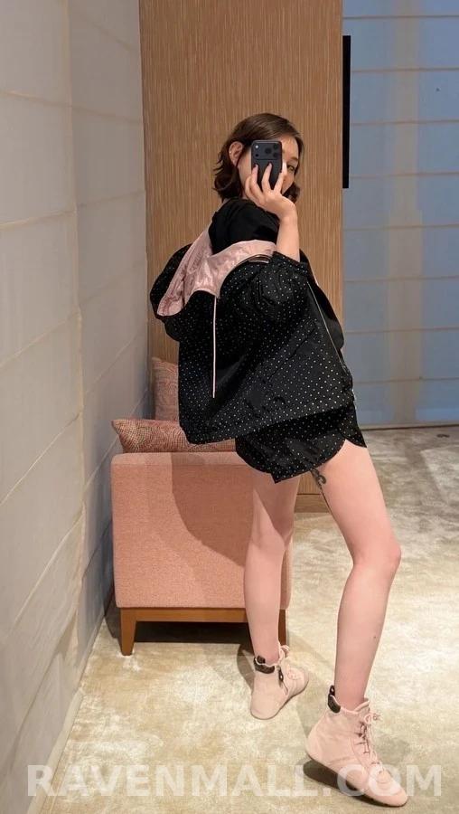 루이비통 루이비통 스웨이드 하이탑 스니커즈 상세 이미지