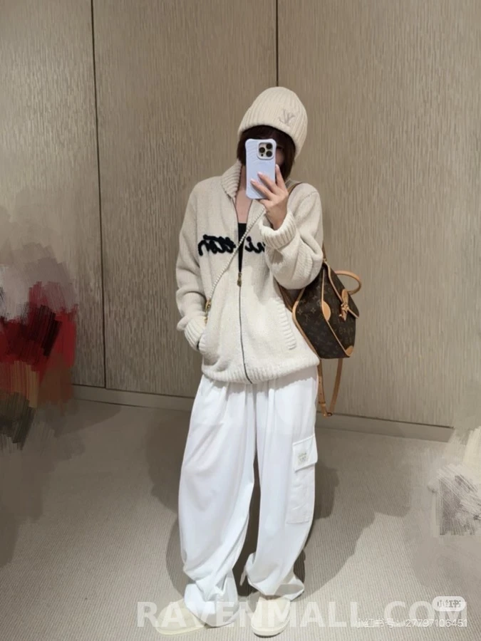 루이비통 루이비통 레터링 자수 울 집업 가디건 상세 이미지