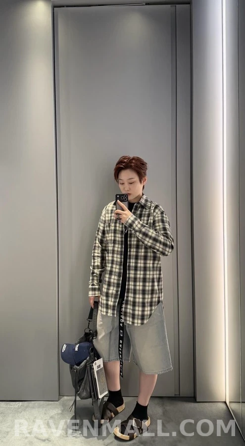발렌시아가 발렌시아가 레터링 체크 셔츠 상세 이미지