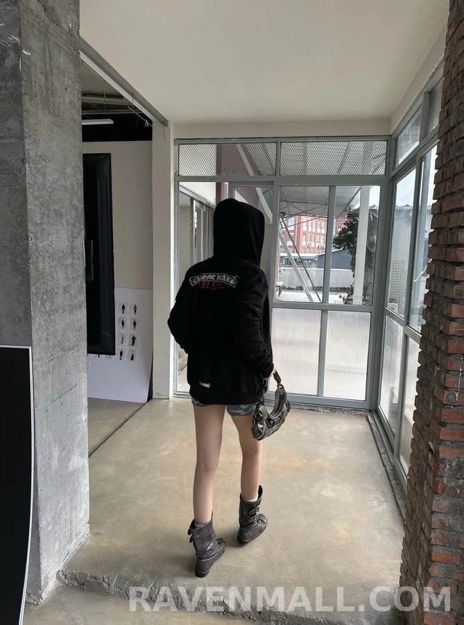 크롬하츠 크롬하츠 레터링 크로스 후드 집업 상세 이미지