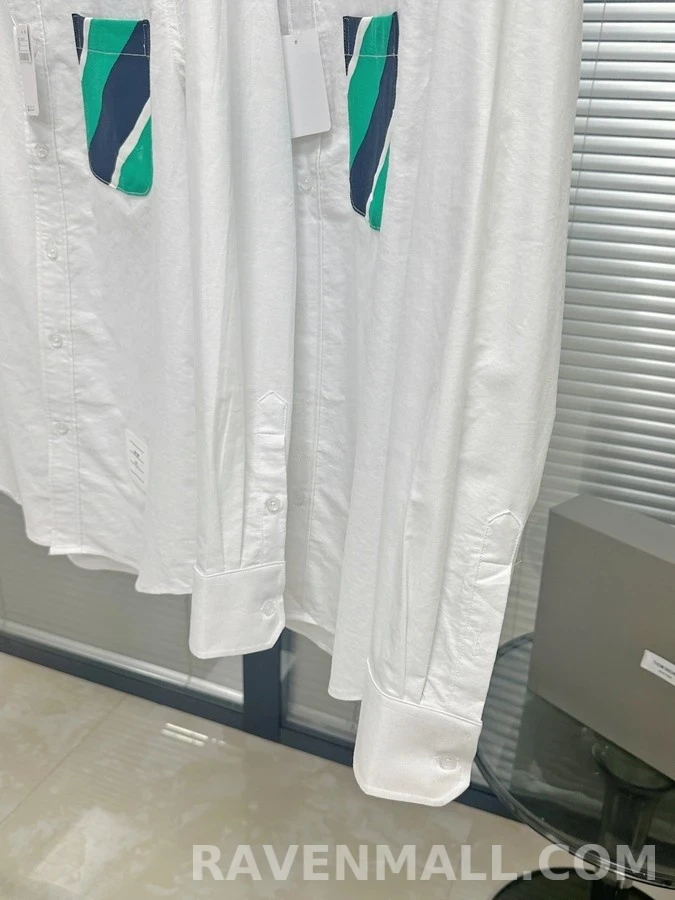 톰브라운 톰브라운 컬러 스트라이프 포켓 긴팔 셔츠 상세 이미지