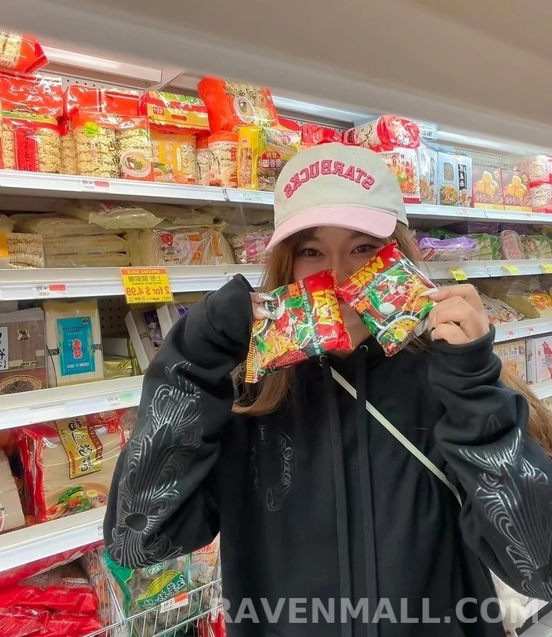 크롬하츠 크롬하츠 호스슈 크로스 글리터 후드티 상세 이미지