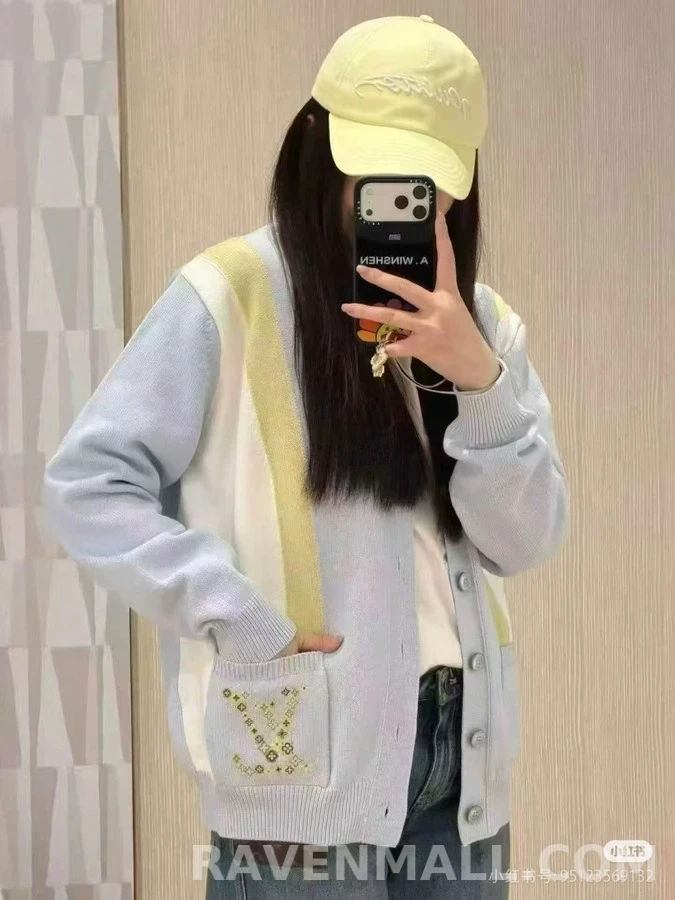 루이비통 루이비통 콘트라스트 V넥 니트 가디건 상세 이미지