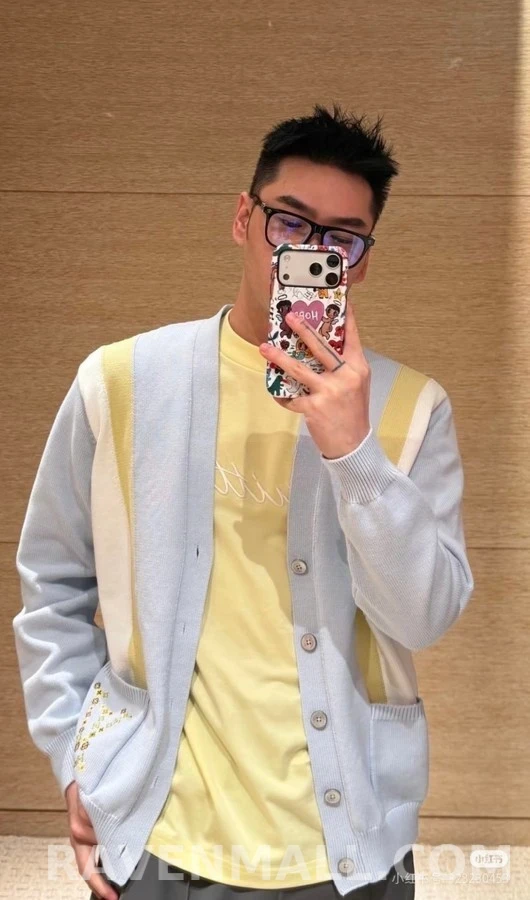 루이비통 루이비통 콘트라스트 V넥 니트 가디건 상세 이미지