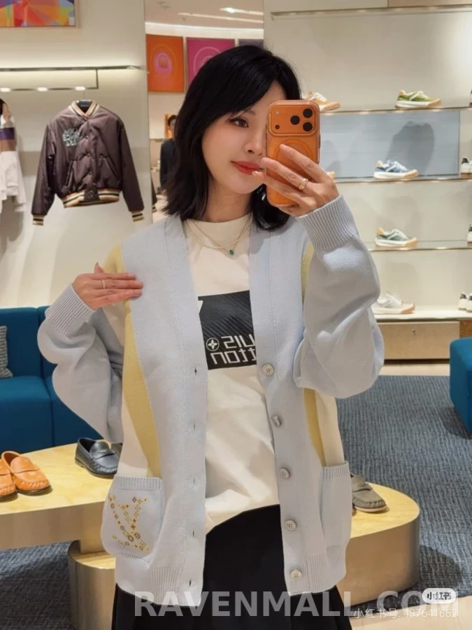 루이비통 루이비통 콘트라스트 V넥 니트 가디건 상세 이미지