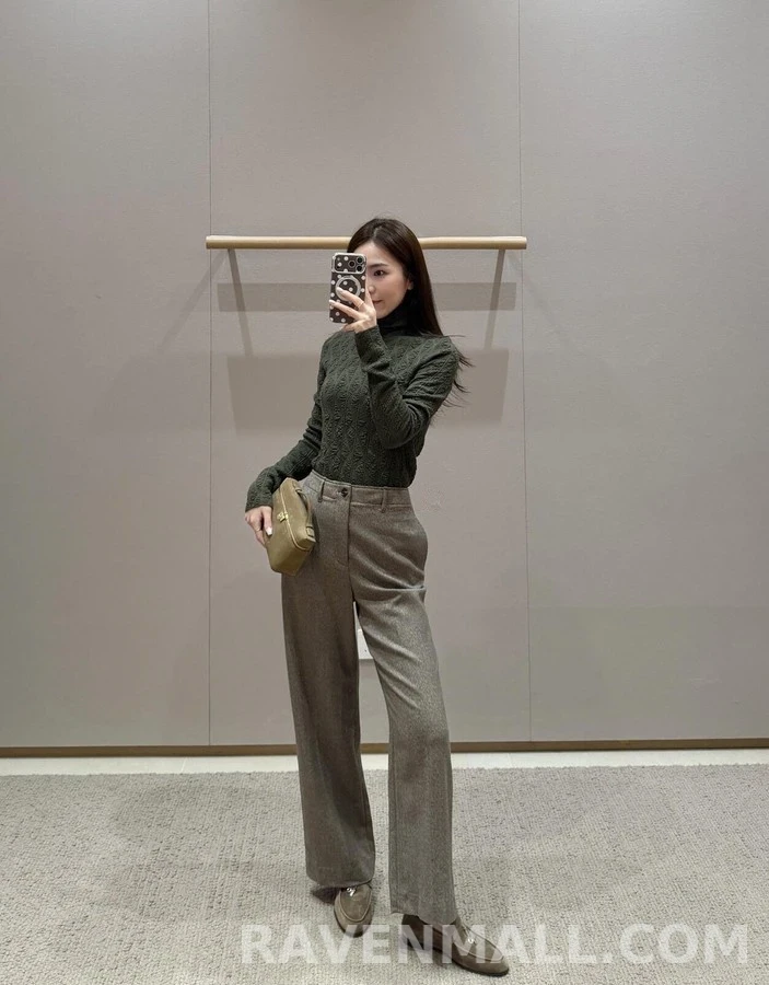 로로피아나 로로피아나 주름 텍스처 터틀넥 긴팔 티셔츠 상세 이미지