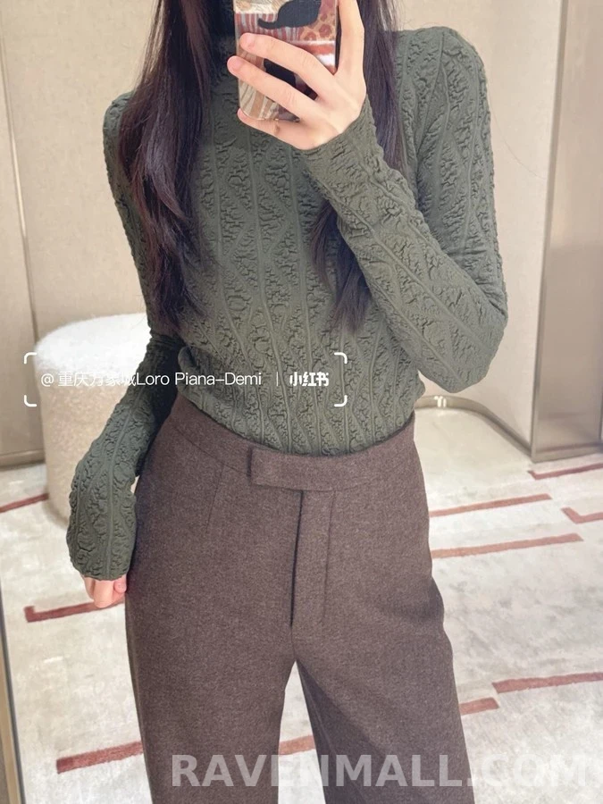 로로피아나 로로피아나 주름 텍스처 터틀넥 긴팔 티셔츠 상세 이미지