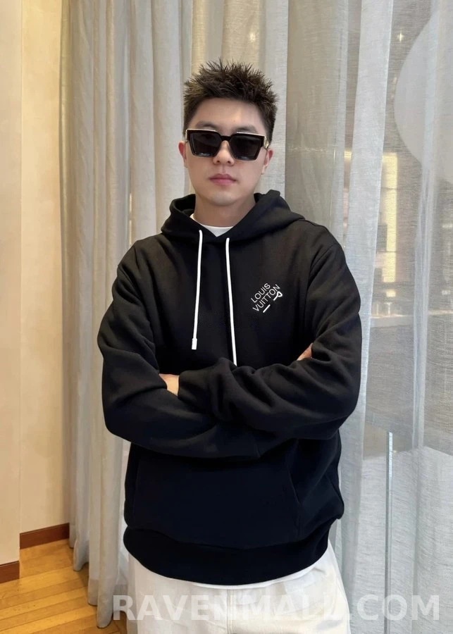 루이비통 루이비통 자수 후드티 상세 이미지