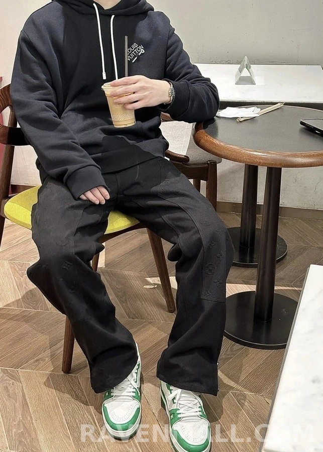 루이비통 루이비통 자수 후드티 상세 이미지