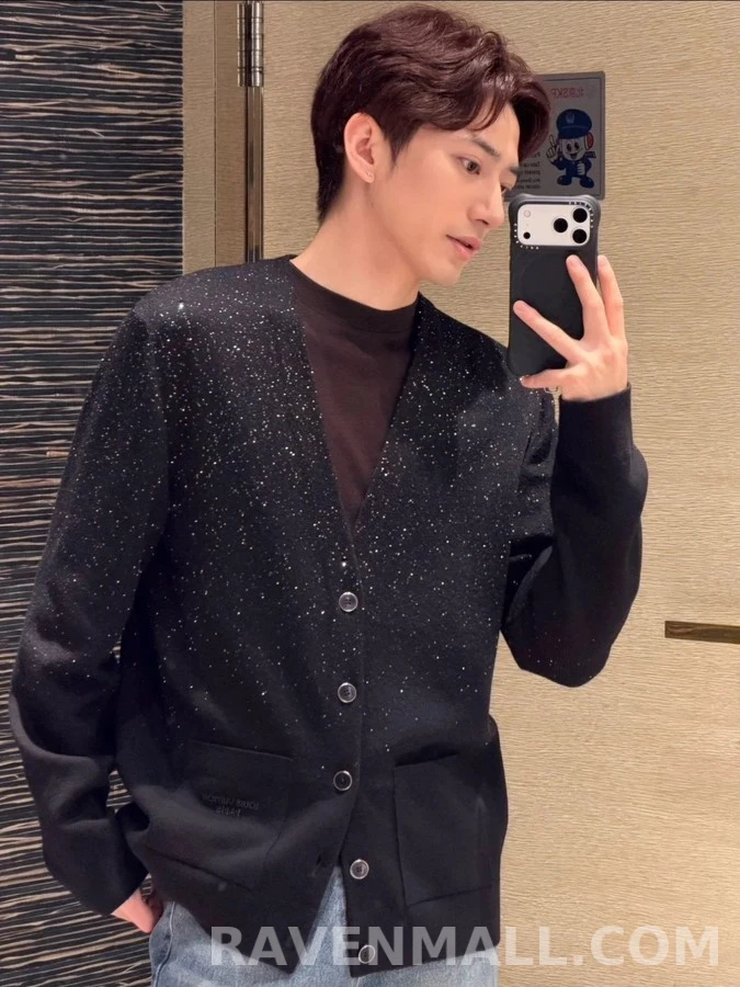 루이비통 루이비통 만천성 V넥 가디건 상세 이미지