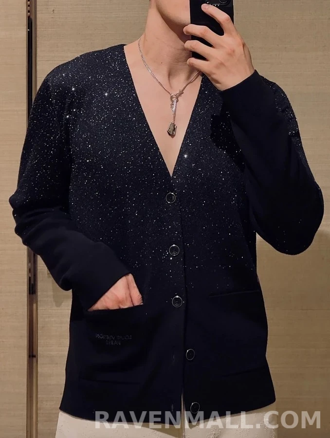 루이비통 루이비통 만천성 V넥 가디건 상세 이미지