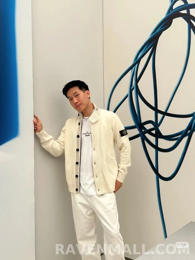 스톤아일랜드 스톤 아일랜드 카라 버튼 니트 가디건 상세 이미지