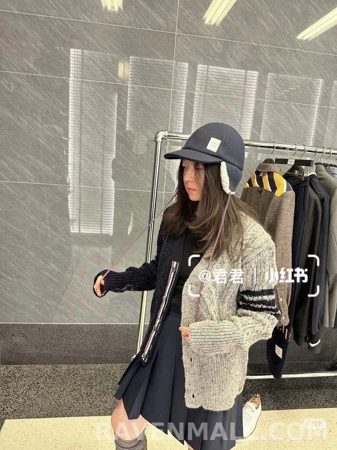톰브라운 톰브라운 스플릿 4바 케이블 가디건 상세 이미지