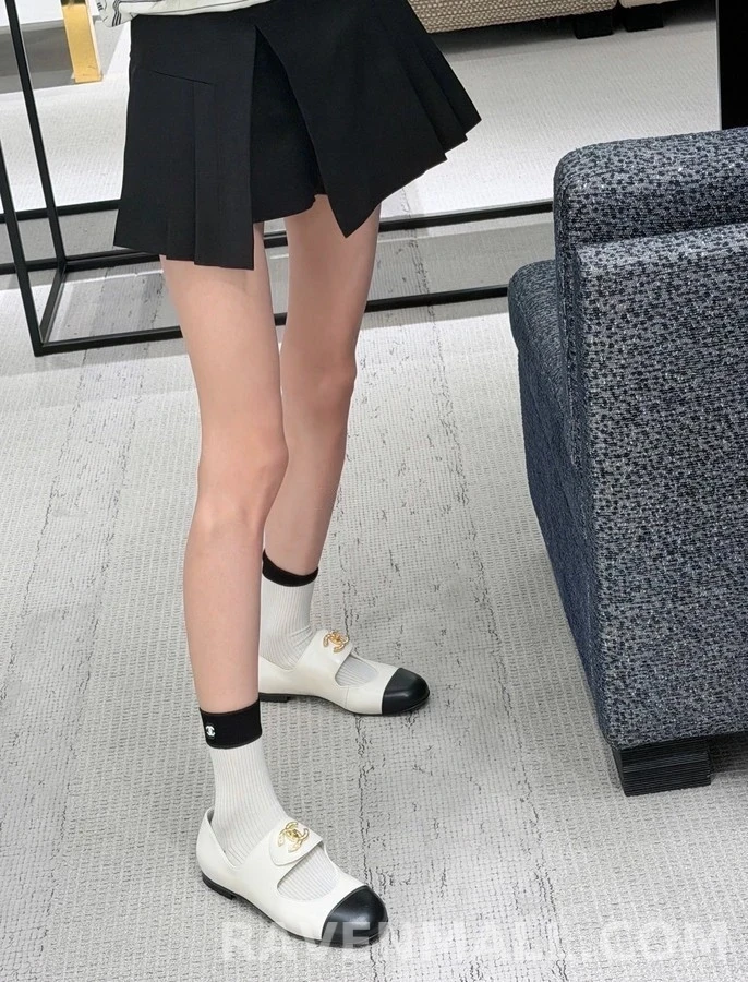 샤넬 샤넬 투톤 로고 메리제인 플랫 상세 이미지