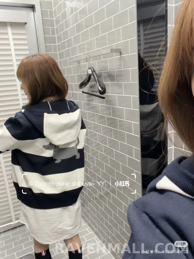 톰브라운 톰브라운 스트라이프 후드티 상세 이미지