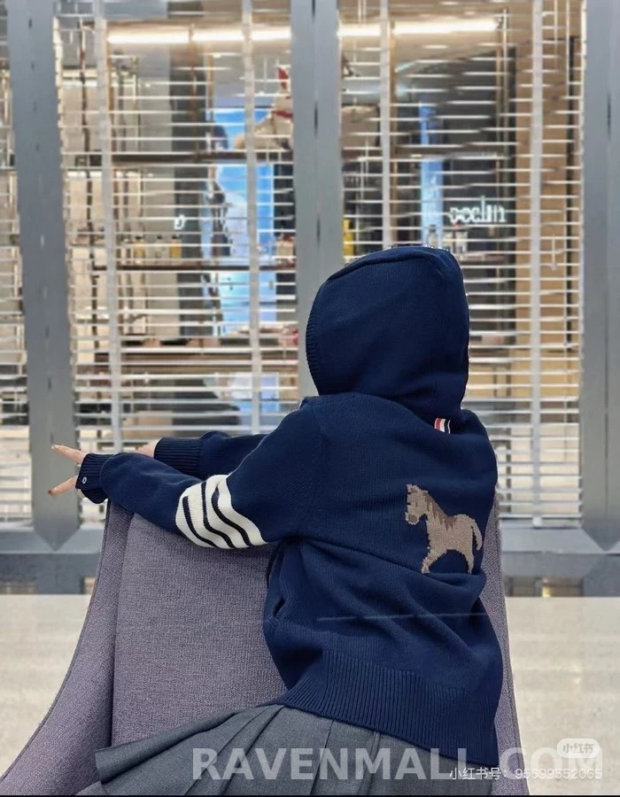 톰브라운 톰브라운 말 패턴 후드 니트 상세 이미지