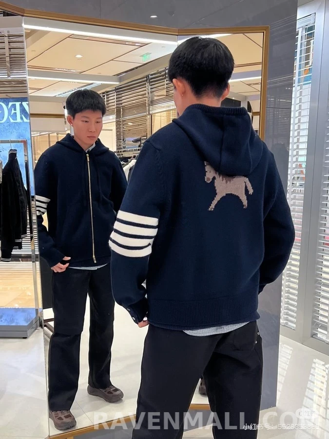 톰브라운 톰브라운 말 패턴 후드 니트 상세 이미지