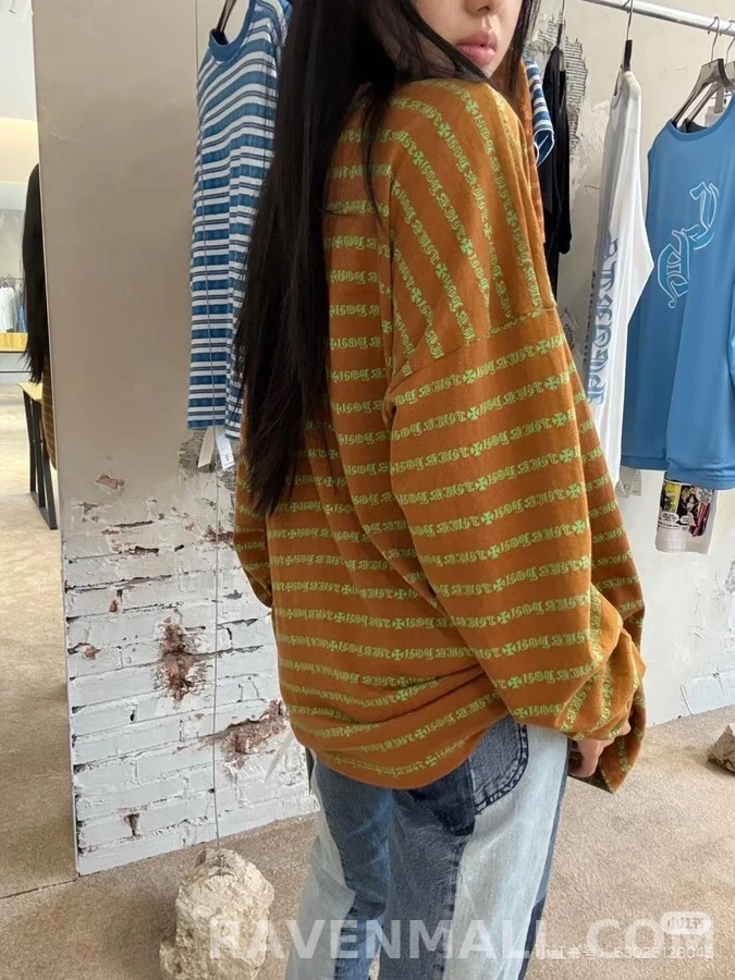 크롬하츠 크롬하츠 십자가 패턴 긴팔 폴로 티셔츠 상세 이미지