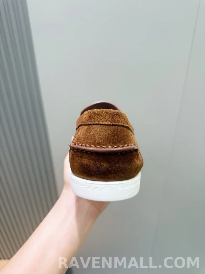 루이비통 루이비통 크루아제트 모노그램 스웨이드 로퍼 상세 이미지