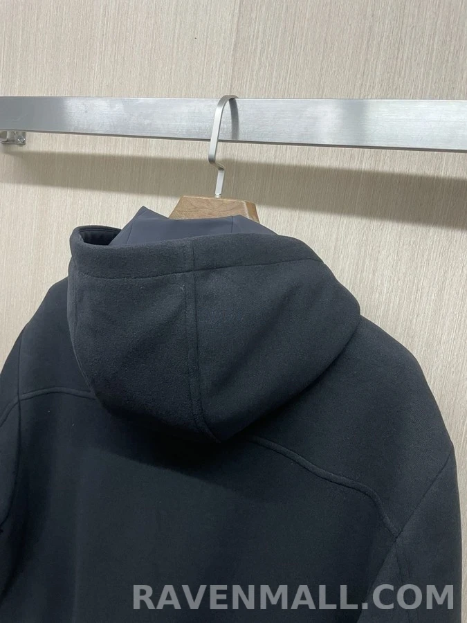 프라다 프라다 양모 혼방 라인 후드 집업 상세 이미지