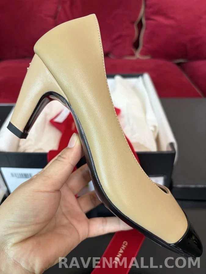 샤넬 샤넬 투톤 블록힐 펌프스 상세 이미지