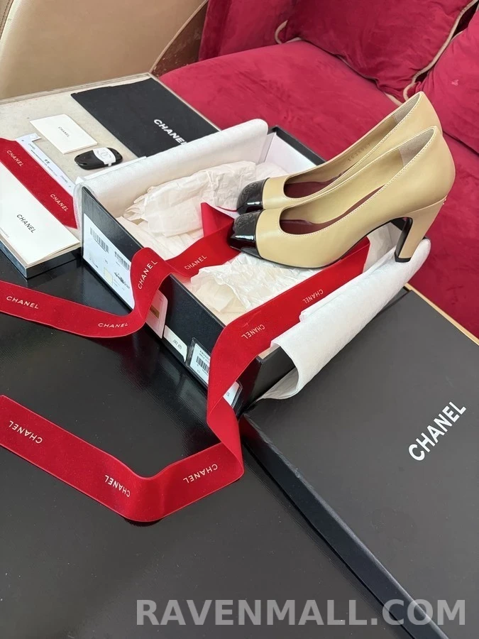 샤넬 샤넬 투톤 블록힐 펌프스 상세 이미지