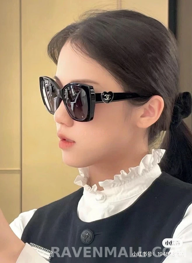 샤넬 샤넬 하트 로고 선글라스 상세 이미지