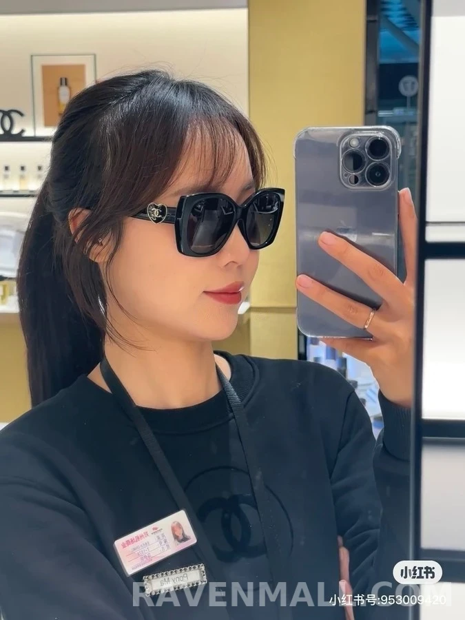 샤넬 샤넬 하트 로고 선글라스 상세 이미지