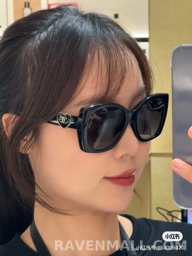 샤넬 샤넬 하트 로고 선글라스 상세 이미지