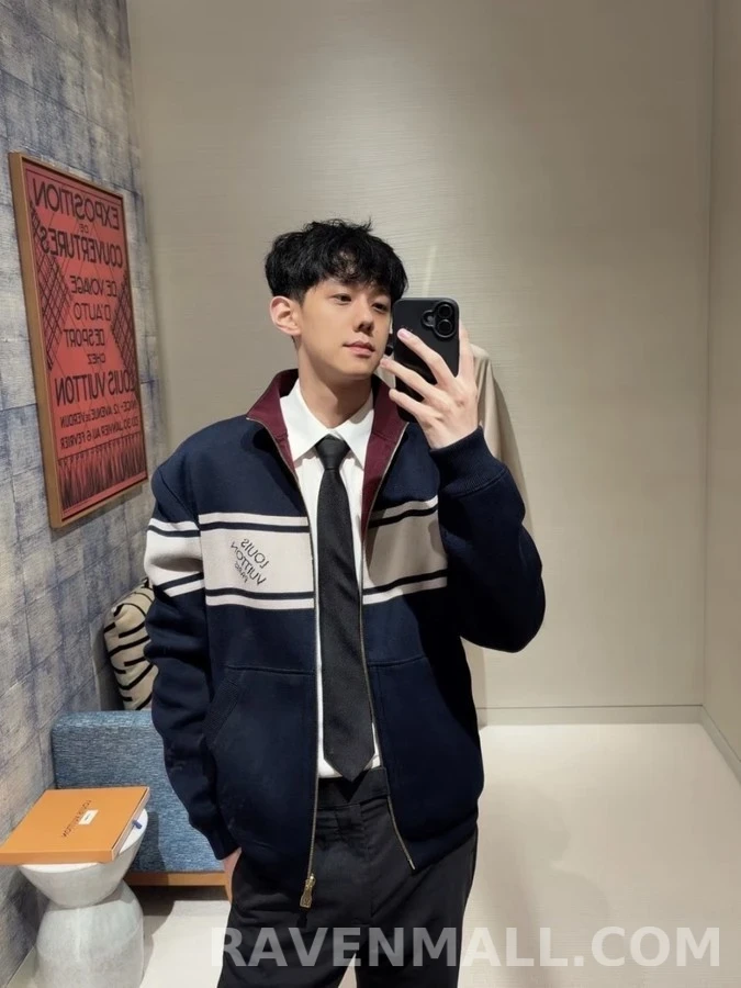 루이비통 루이비통 스트라이프 자카드 니트 집업 상세 이미지