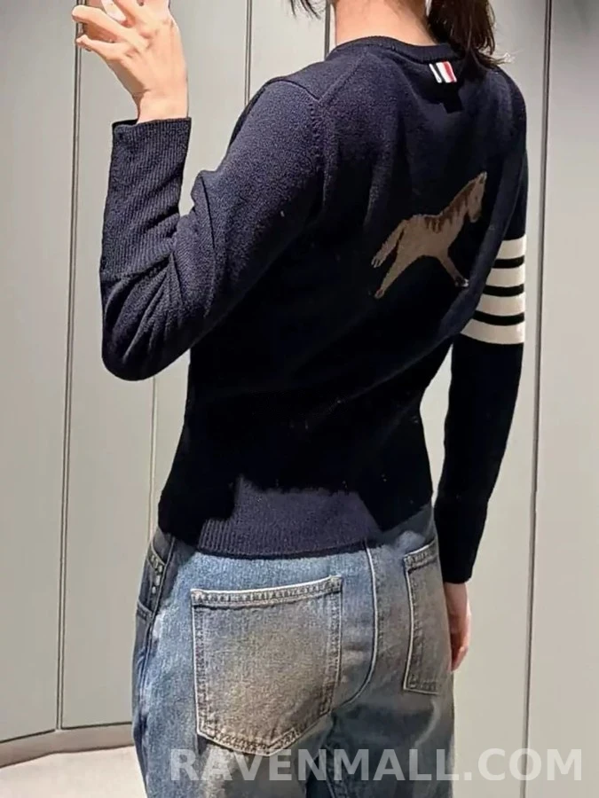 톰브라운 톰브라운 트리컬러 스트라이프 니트 가디건 상세 이미지