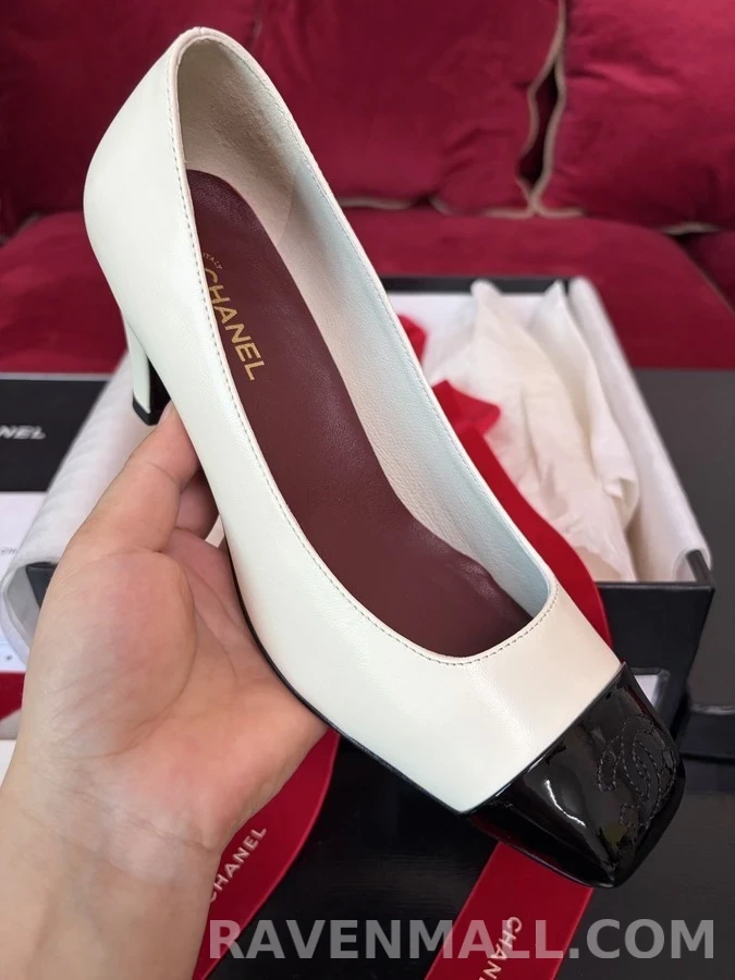 샤넬 샤넬 투톤 캡 토 펌프스 상세 이미지