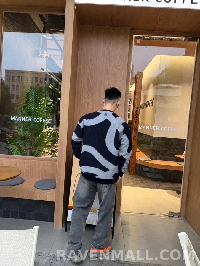 로에베 로에베 아나그램 자카드 니트 상세 이미지