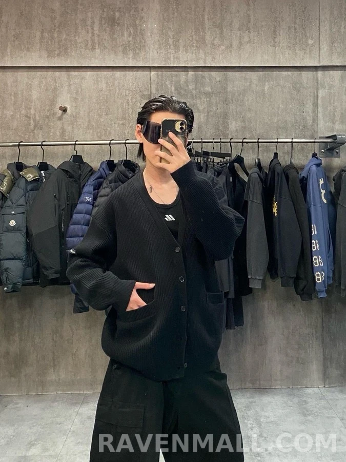 발렌시아가 발렌시아가 리브드 슬리브 라벨 가디건 상세 이미지