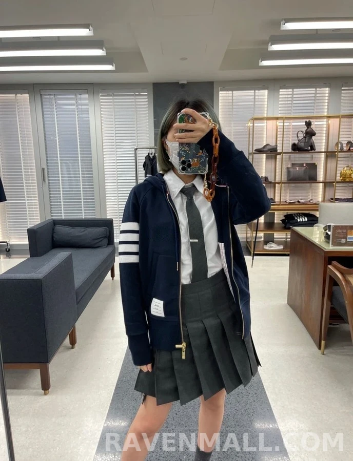 톰브라운 톰브라운 사선 스트라이프 후드 집업 상세 이미지