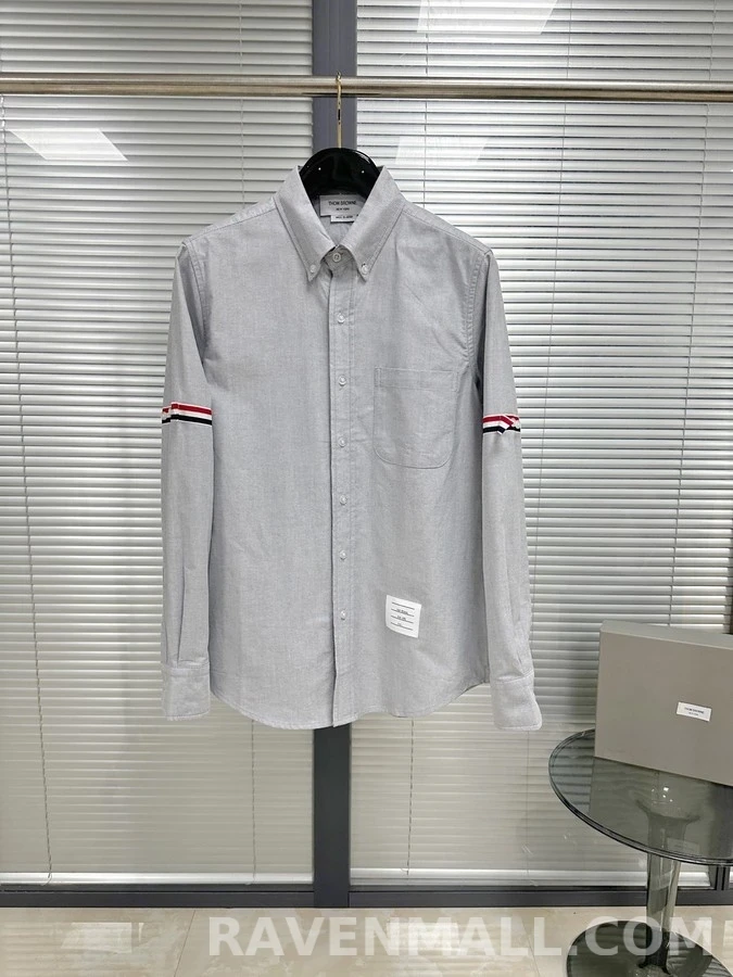 톰브라운 톰브라운 4선 완장 긴팔 셔츠 상세 이미지